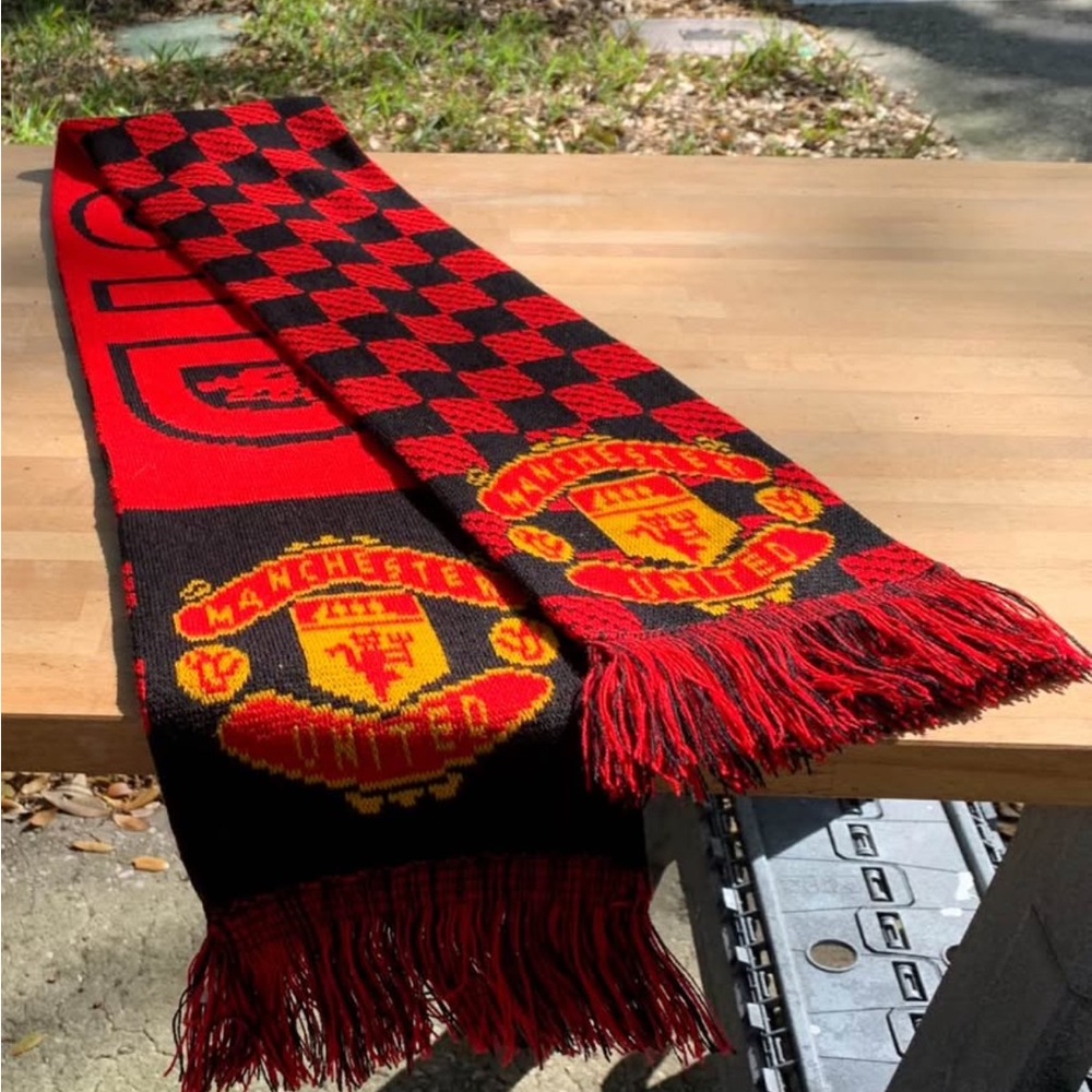 Manchester United Red and Black Scarf